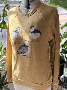 Coastal Puffin Bird Graphic Crewneck